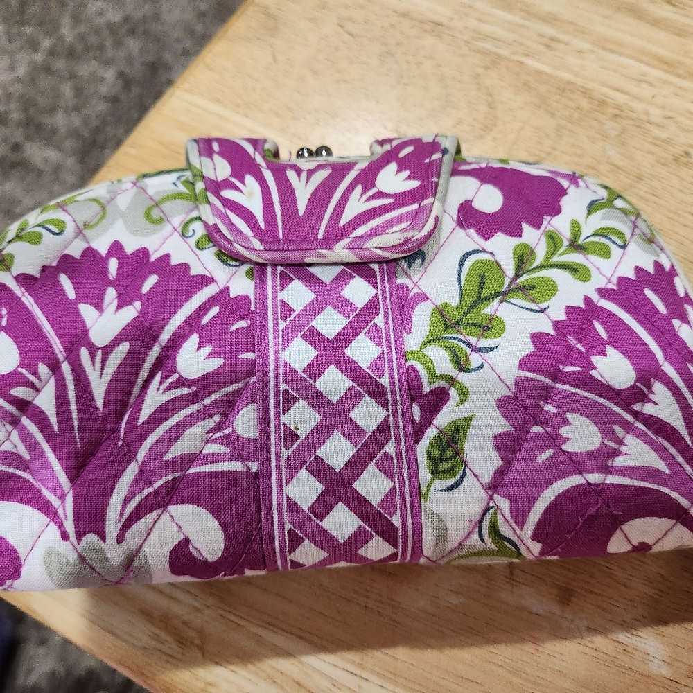 Vera Bradley kiss lock wallet